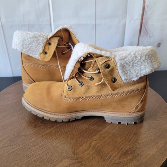 Timberland Woman’s Waterproof Roll-Top Boot. Sz 8.5. New, Faux-fur lined - Picture 11 of 16